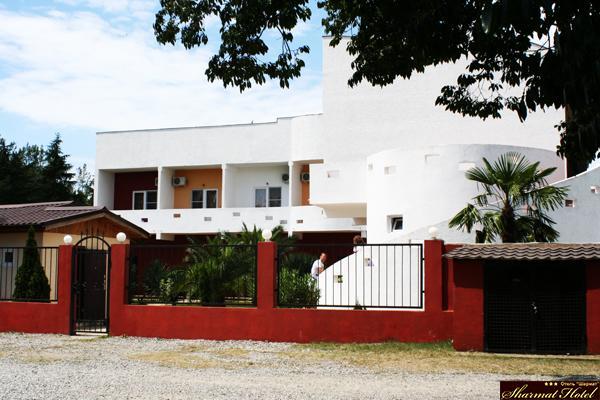 Hotel Sharmat Pitsunda Exterior foto