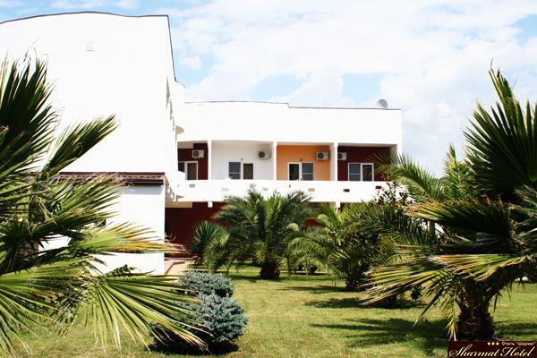 Hotel Sharmat Pitsunda Exterior foto