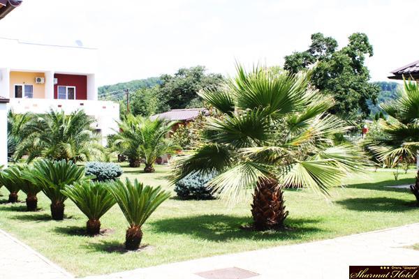 Hotel Sharmat Pitsunda Exterior foto